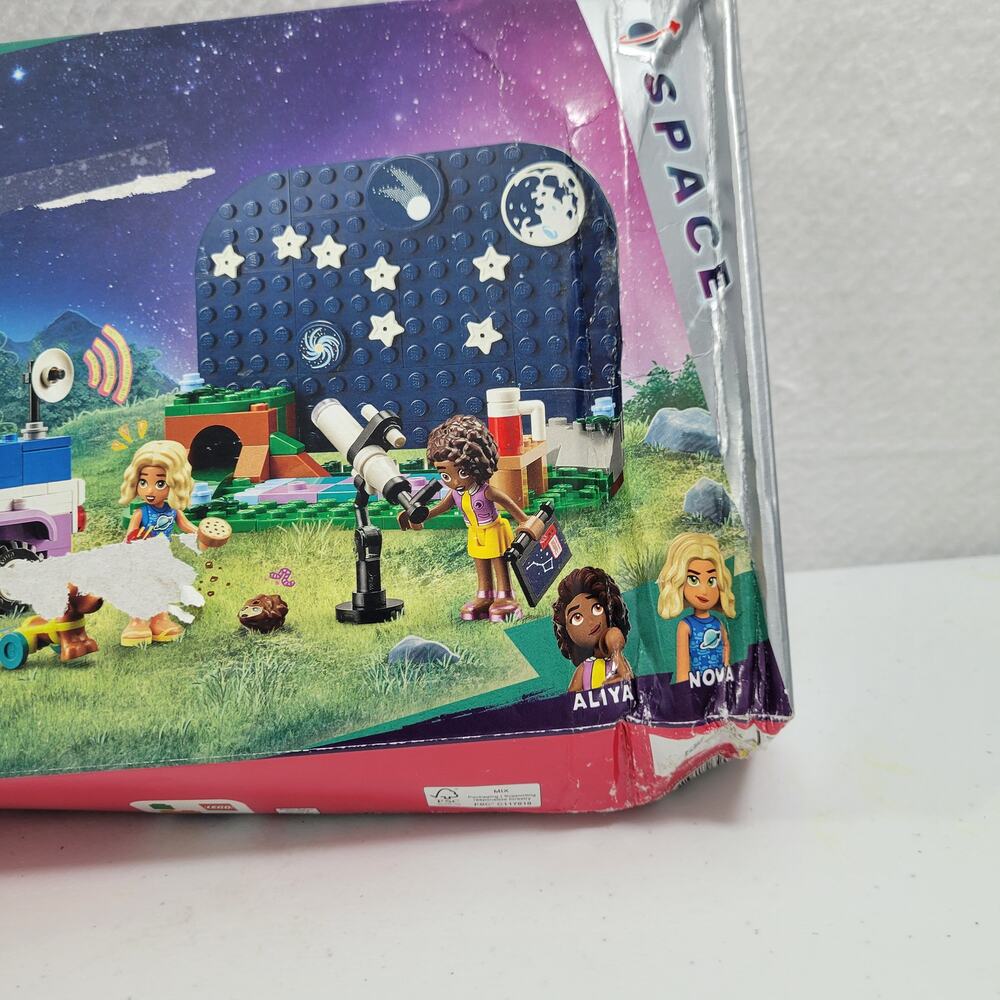 Lego Friends Space Stargazing Never Opened Box is Crushed in Spots 9724-1Clo1 - Picture 6 of 7